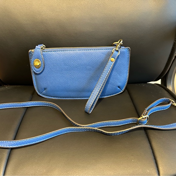 Mini Crossbody Wristlet Clutch - Picture 3 of 5